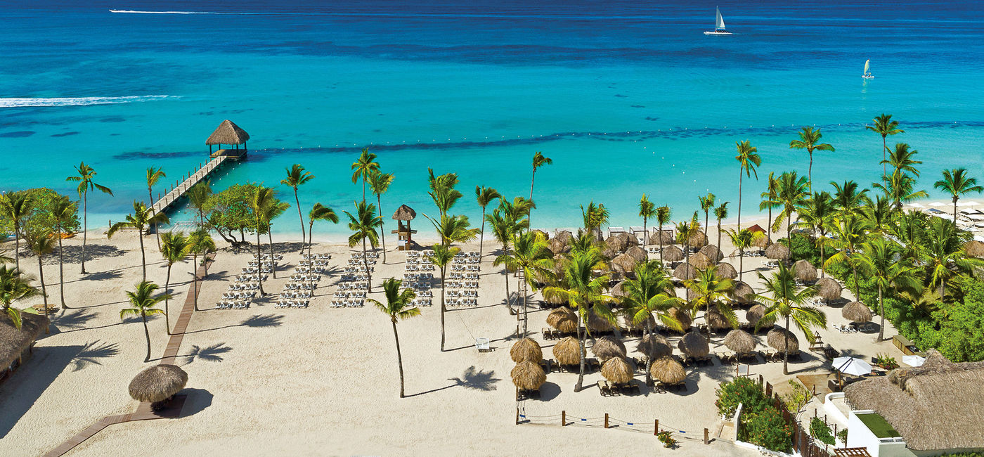 Image: Aerial view of the beach. (photo via Apple Leisure Group)
