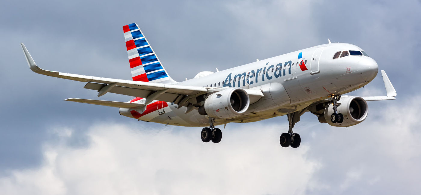 Image: PHOTO: American Airlines Airbus A319 over Miami. (photo via Boarding1Now/iStock Editorial/Getty Images Plus)