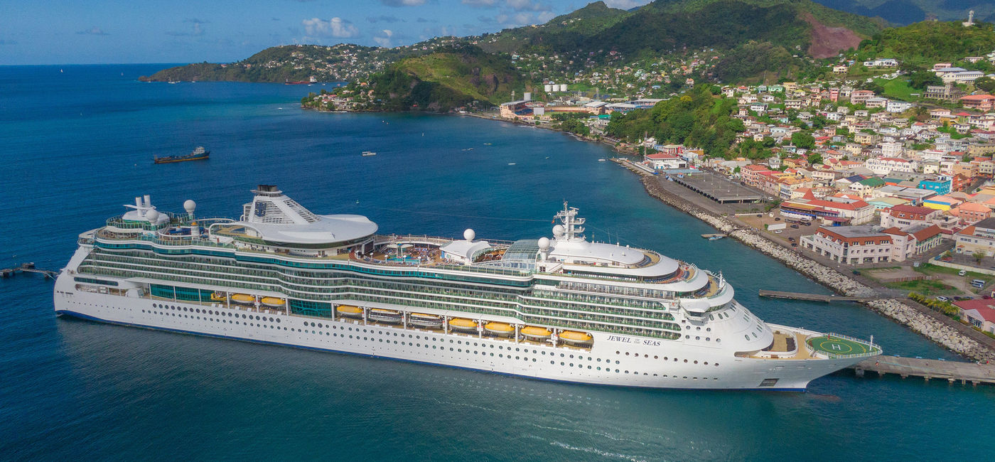 Image: The Jewel of the Seas. (photo via Royal Caribbean International)