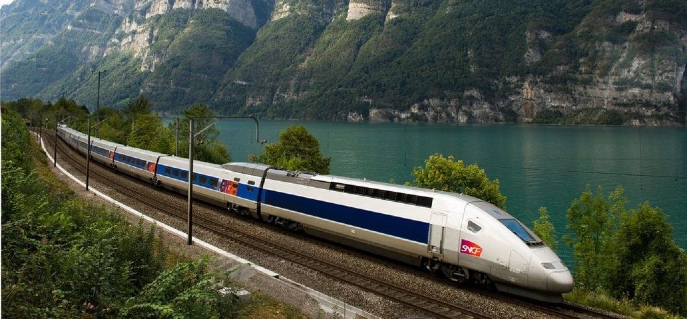 Image: The Bernina Express. (photo via Amtrak Vacations)