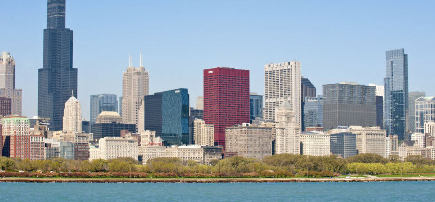 Image: A view of the Chicago skyline from the lakefront (Courtesy of Chicago Architecture Foundation.)