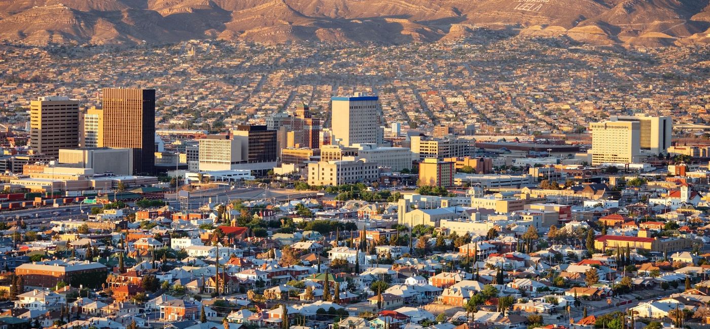 Image: Downtown El Paso (photo via DenisTangneyJr / GettyImages / E+)