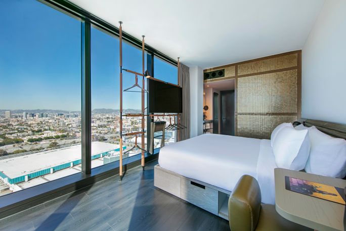 Corner king room at The Moxy 