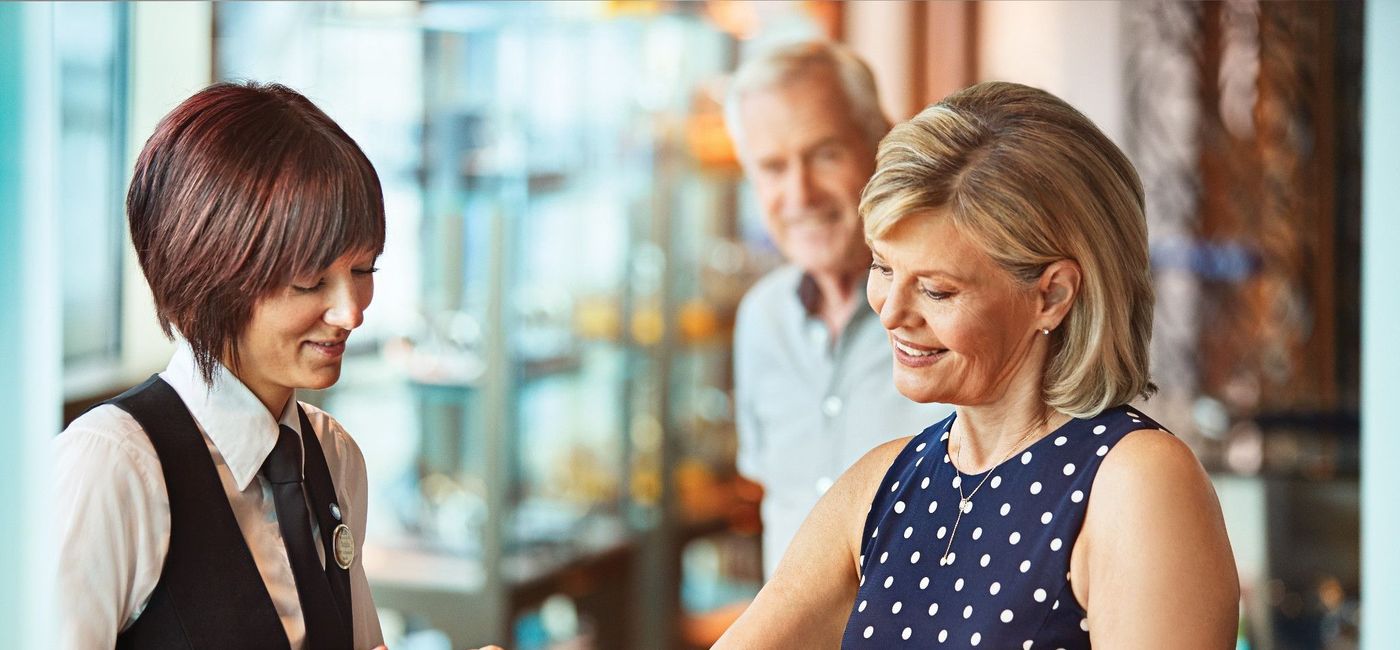Image: MedallionPay makes it easy for guests to make contactless purchases on board and on land. (photo via Princess Cruises)