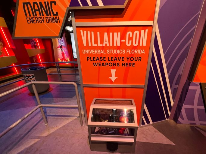 Villain-Con Minion Blast