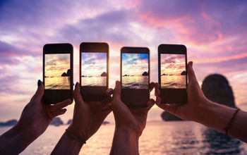 smartphones, phones, photos, pic, sunset, beach, social media, Instagrammable