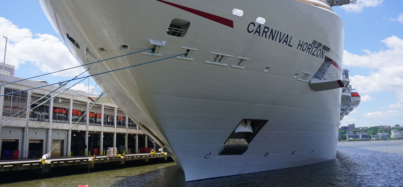 Image: Carnival Horizon docked in NYC. (Brian Major)