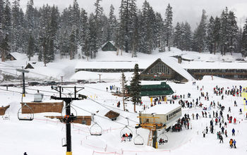 Mammoth mountain main lodge ski resort.