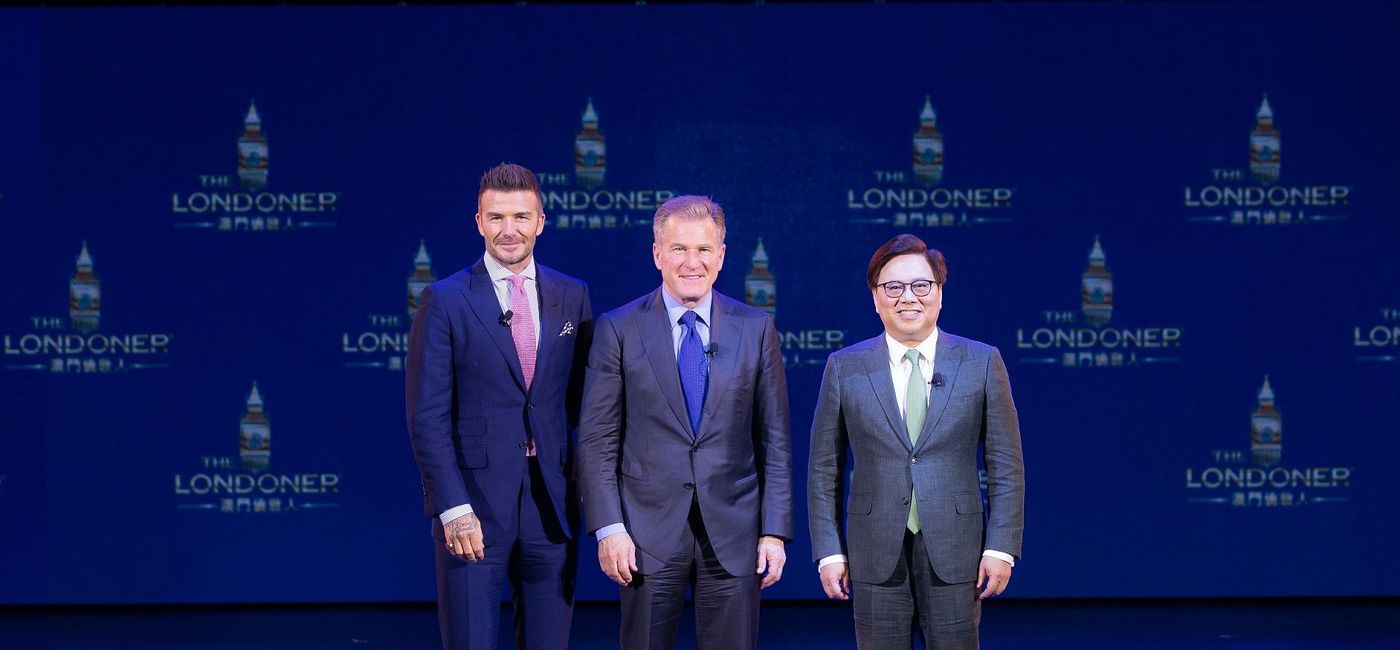 Image: Robert Goldstein, Dr. Wilfred Wong, and sports legend David Beckham at a press event about The Londoner Macao. (photo via Sands Resorts Macao)