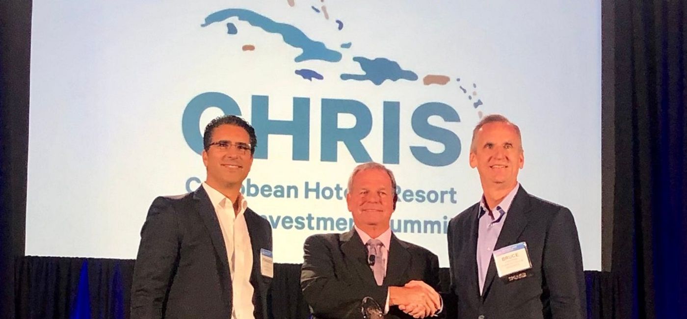Image: PHOTO: Playa receives Transaction of the Year. (photo via Playa Hotels & Resorts)
