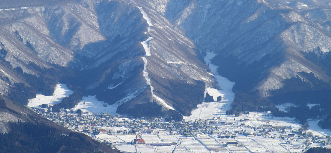 Image: Photo: The city of Nozawa Onsen, where a family was lost during a ski trip. (Photo via Flickr/Hideyuki Kamon) 