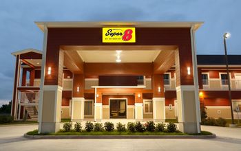 Super 8 by Wyndham Carrizo Springs, Texas.
