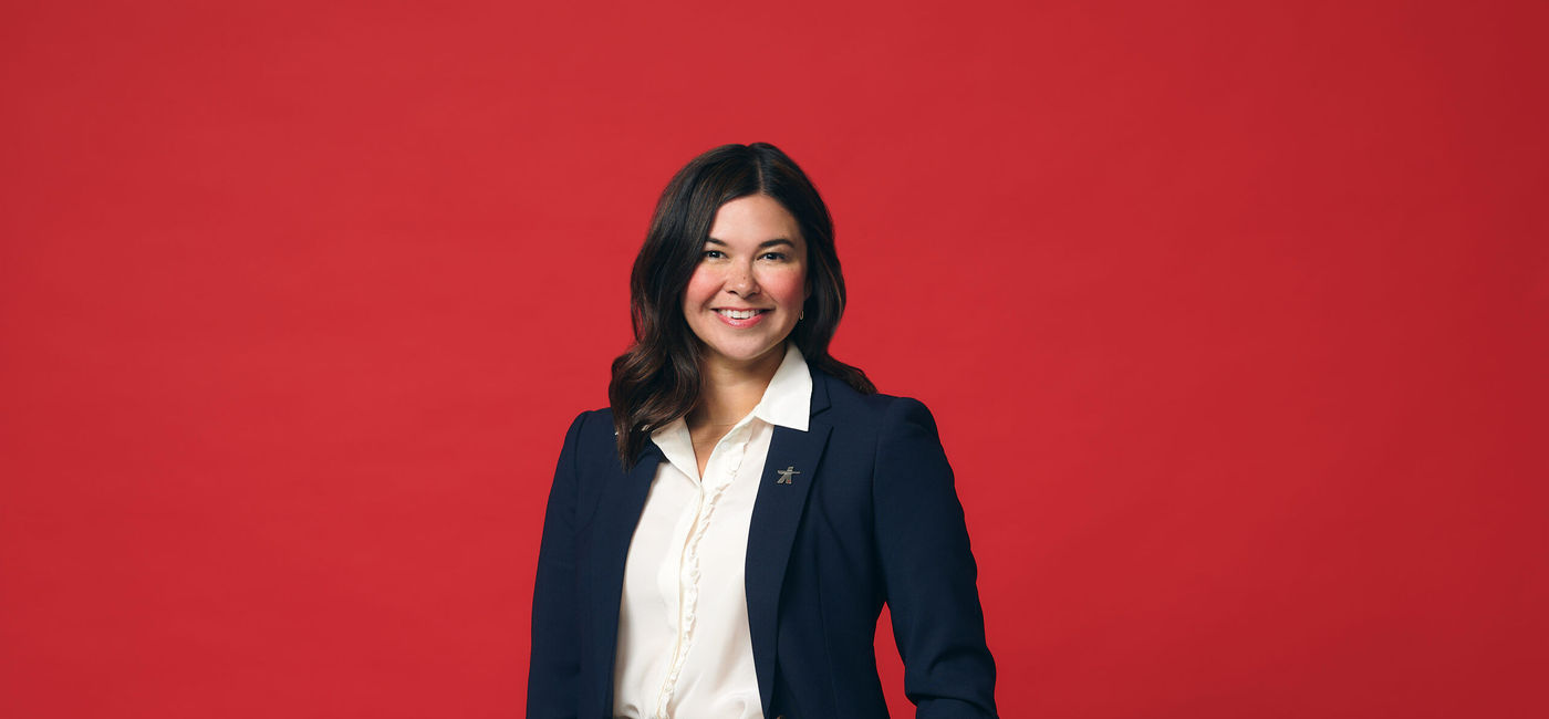 Image: Shelly De Caria has been named interim President & CEO for the Inuit-owned Canadian North airline. (Photo Credit: Canadian North)