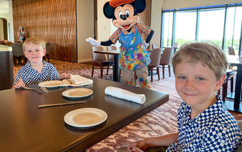 Character Dining at Walt Disney World