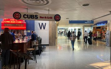Chicago Cubs Bar & Grill, O'Hare International Airport, Chicago, MLB, baseball, Chicago o'hare