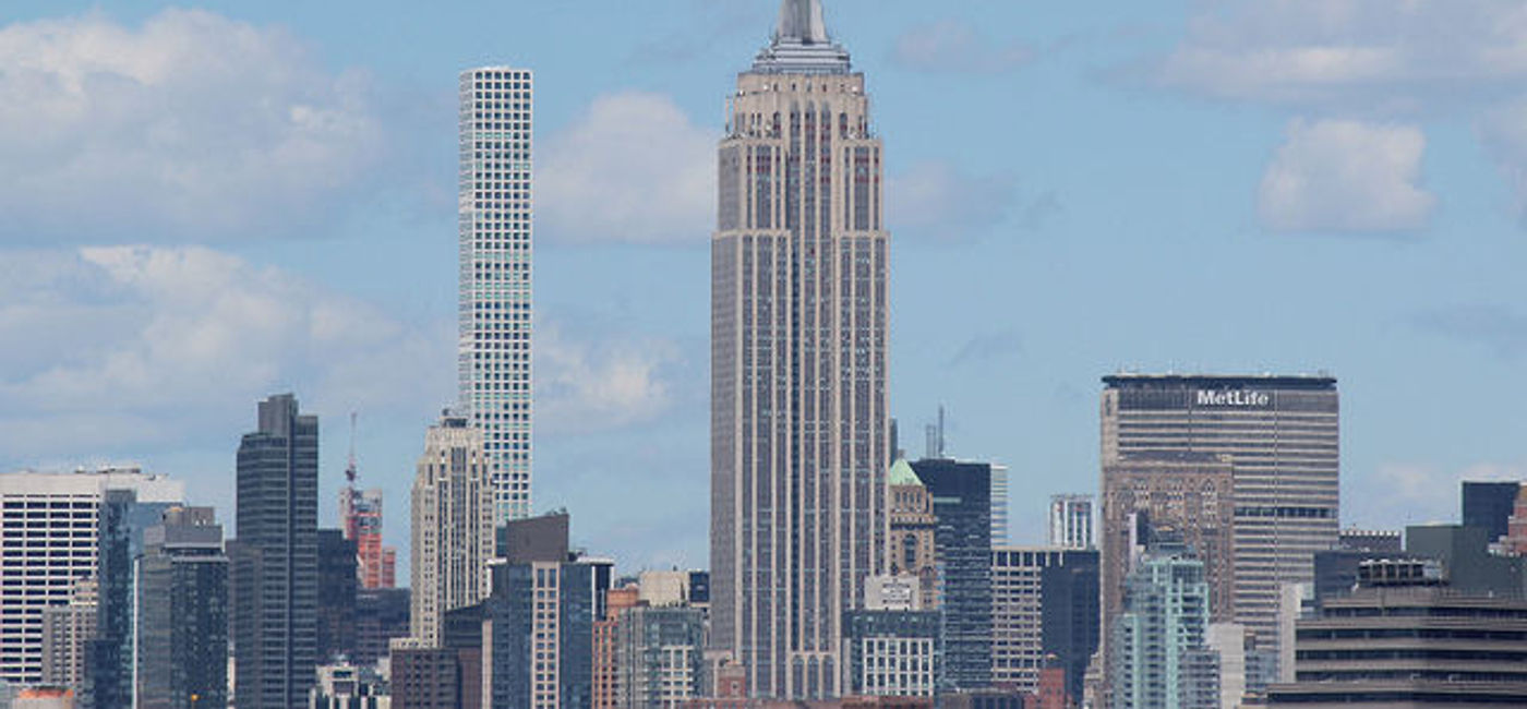 Image: PHOTO: The Empire State Building was lit up in blue and white for Tokyo. (photo via Flickr/Shinya Suzuki)