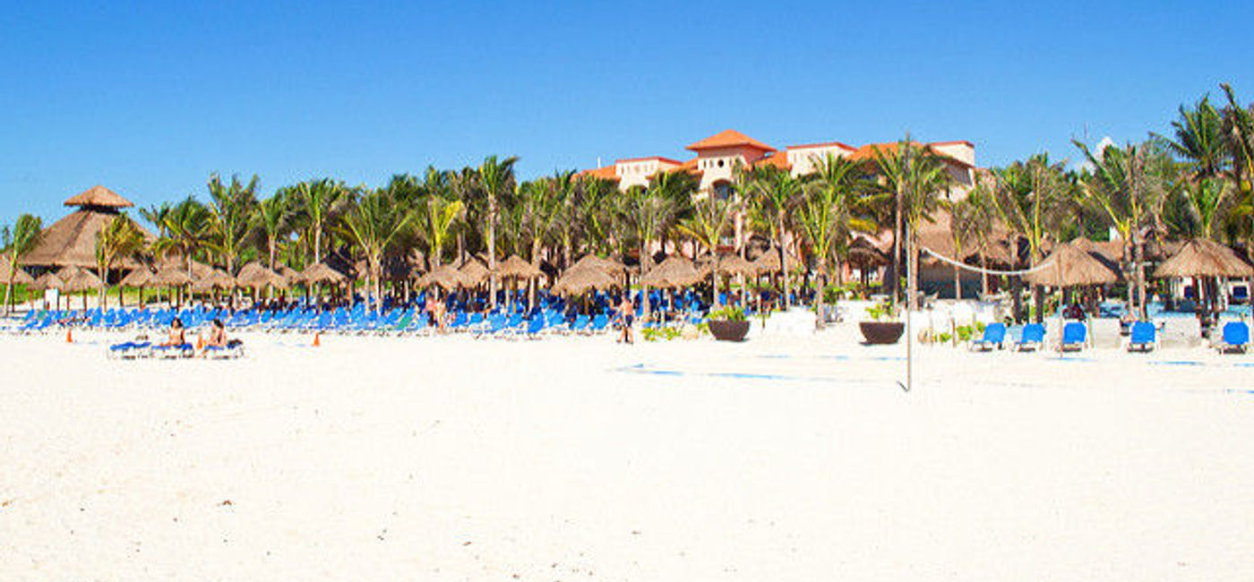 Image: PHOTO: Sandos Playacar beach (Photo via Flickr/Robert McGoldrick)