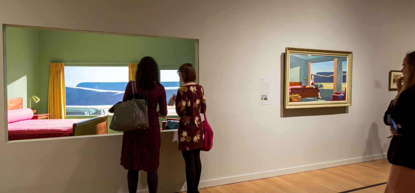 Image: PHOTO: Visitors at the Virginia Museum of Fine Arts in Richmond look into the Hopper Hotel Experience room. (Photo credit: Virginia Museum of Fine Arts)
