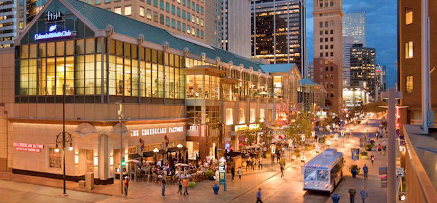 Image: PHOTO: 16th Street Mall and The Daniels & Fisher Tower, Denver. (photo courtesy of Visit Denver)