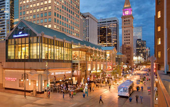 16th Street Mall and The Daniels & Fisher Tower, Denver