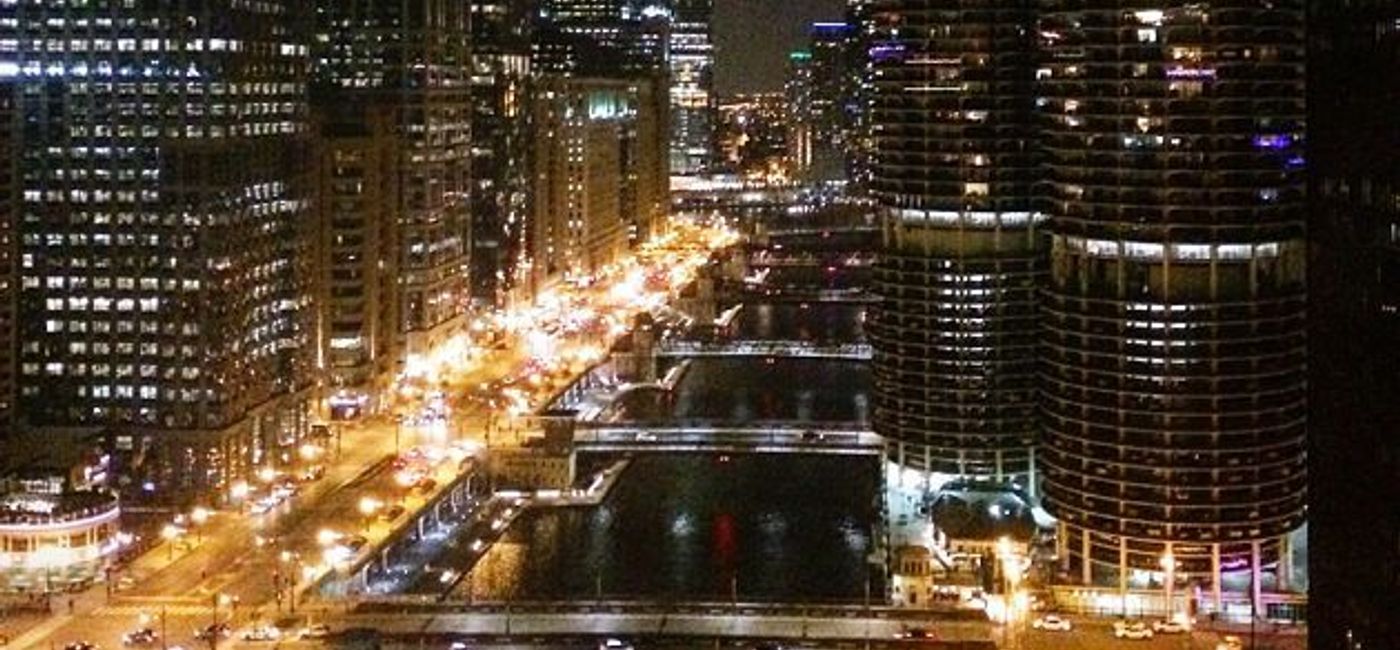 Image: PHOTO: View from a LondonHouse Chicago Vista King Suite. (photo by Scott Laird)