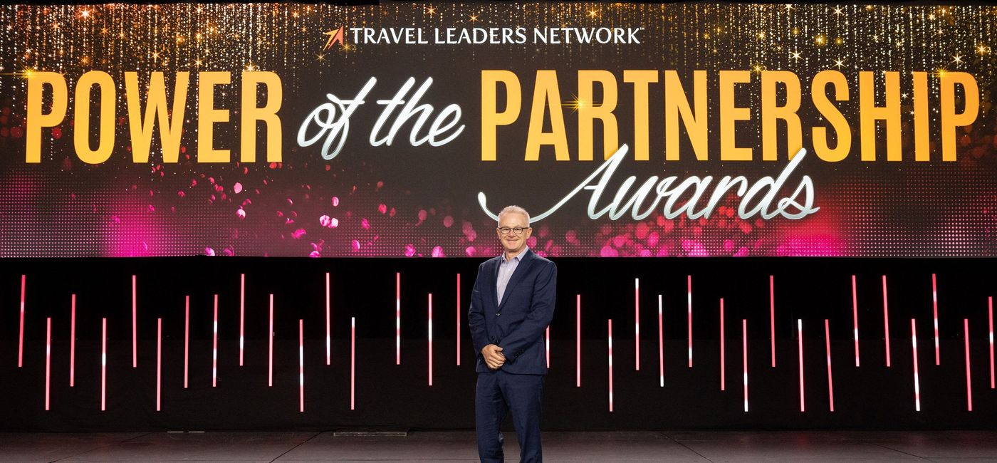 World Travel Holdings Wins 2021 President's Award From Travel Leaders