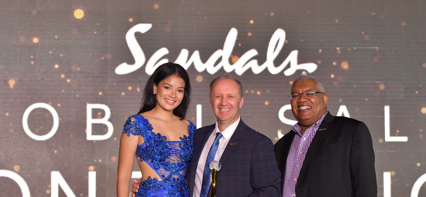 Image: Guy Archambault, Business Development Manager, Montreal/Northern Quebec took home the Social Media Award. (Photo Credit: Sandals)