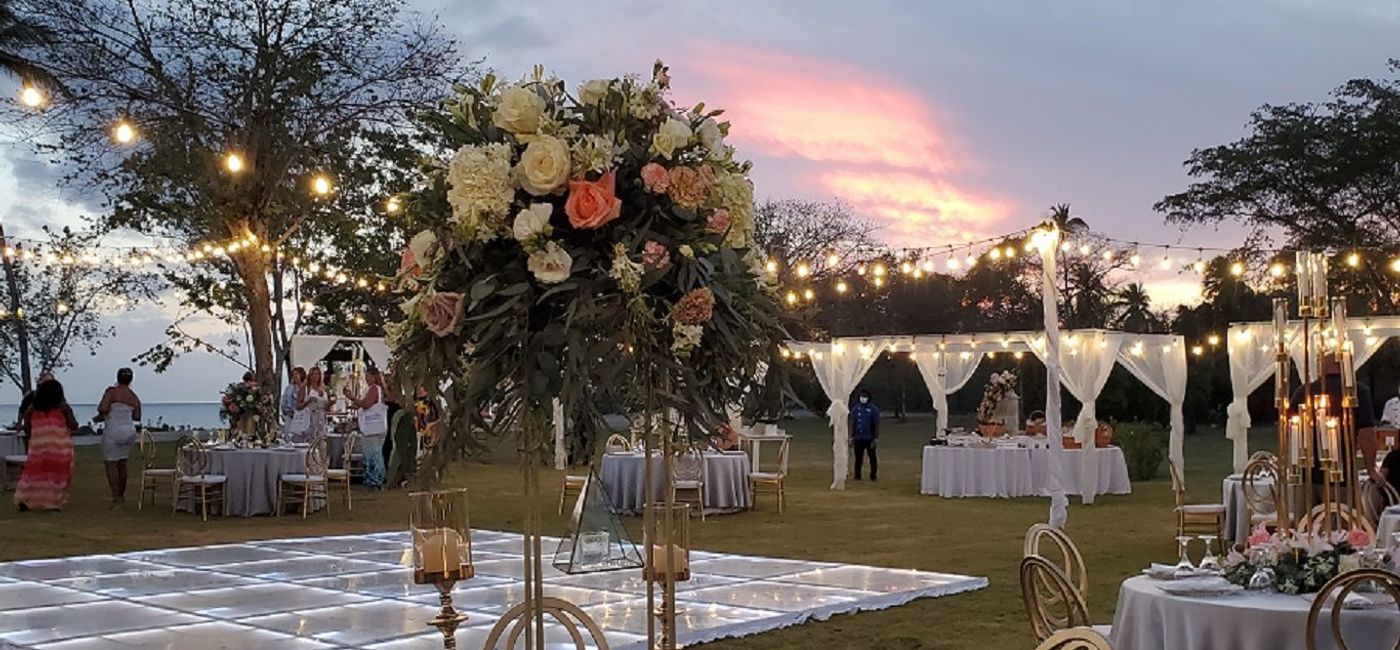 Image: Wedding set up at Hilton La Romana. (photo via Playa Hotels & Resorts)