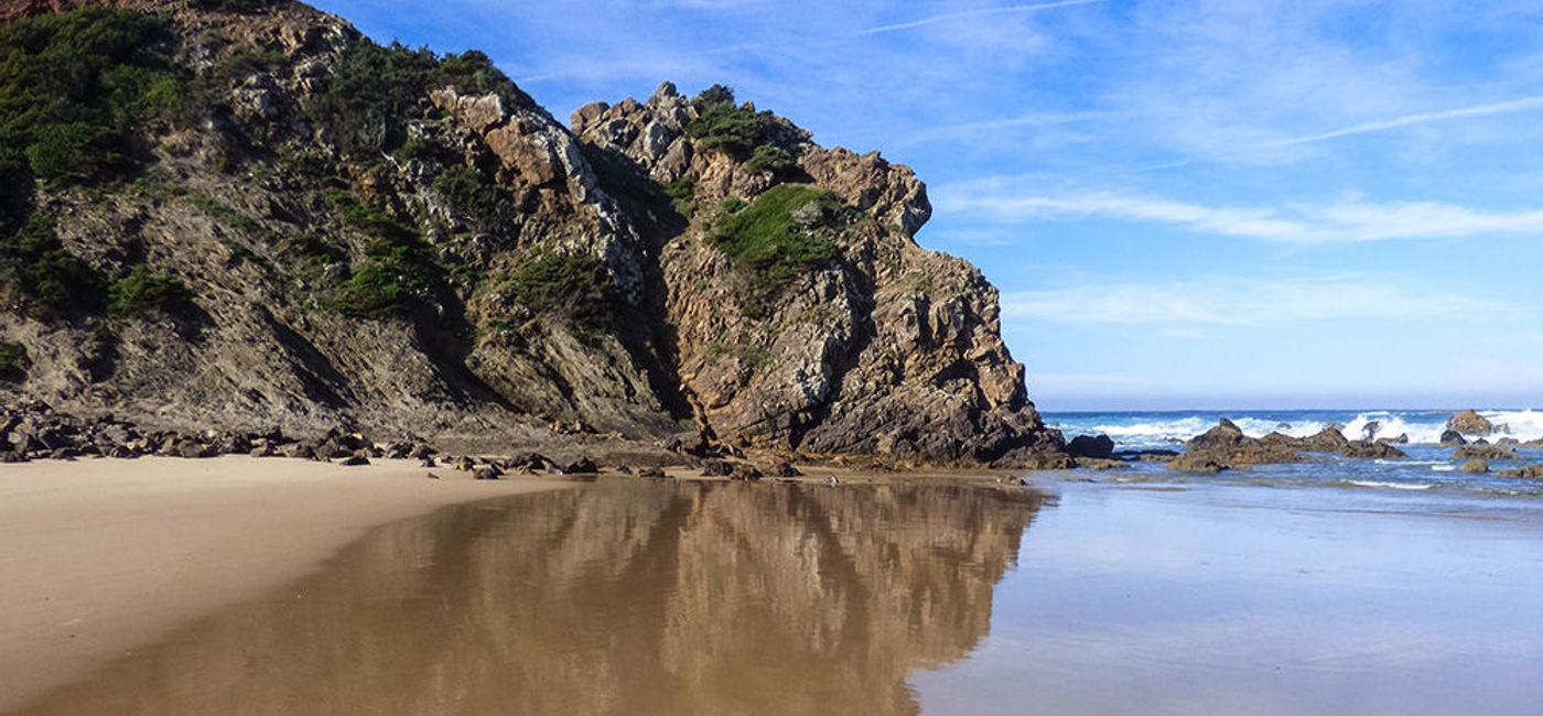Image: PHOTO: The Algarve is among many reasons why travelers are drawn to Portugal. (photo via Flickr/michael clarke stuff) (Flickr/michael clarke stuff))