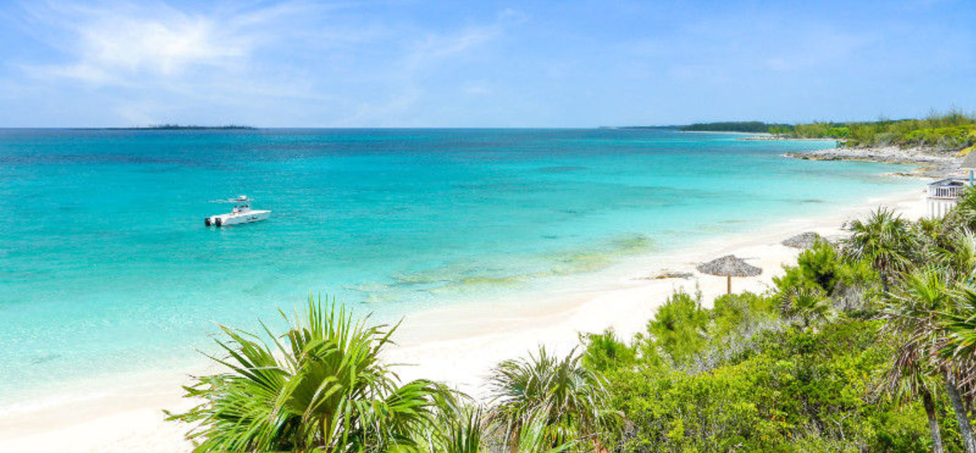Image: PHOTO: Sink your toes in the powdery white sand beaches of Nassau. (photo courtesy of Nassau Paradise Island Promotion Board)