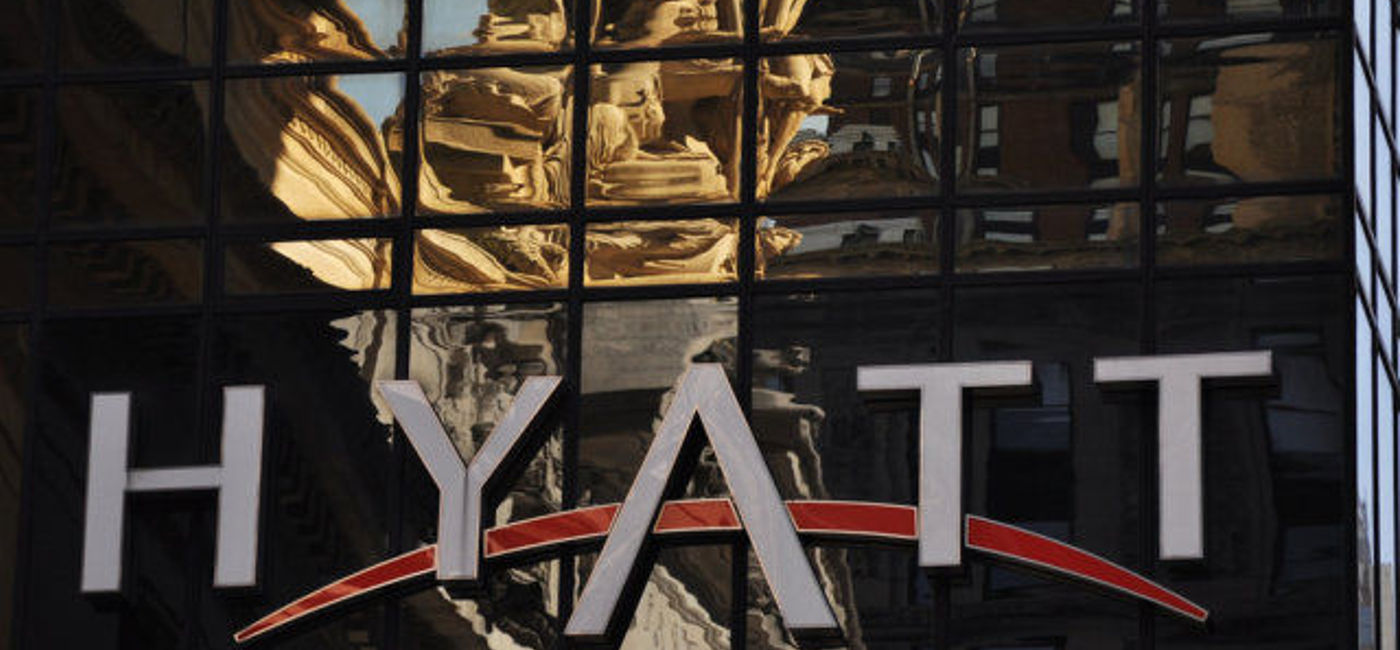 Image: PHOTO: Earn free nights at Hyatt properties by referring friends to the Chase Hyatt Card. (photo via Flickr/Ludovich Betron)