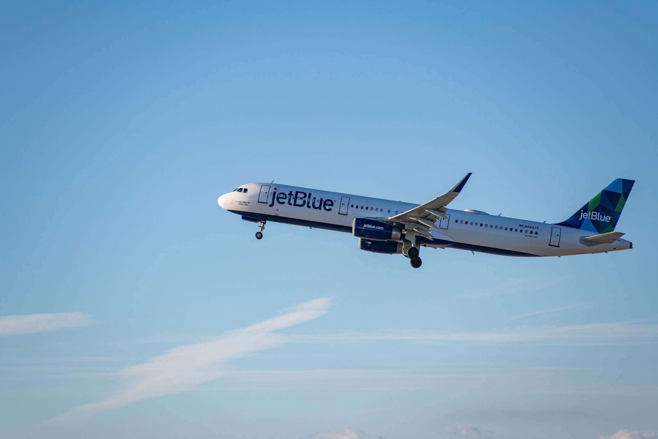 Jetblue one way store flights