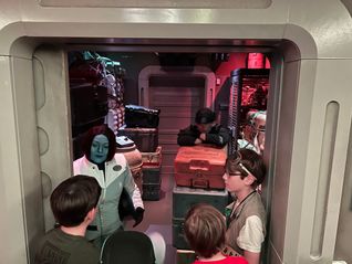 Secret meeting aboard Star Wars: Galactic Starcruiser