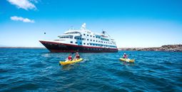 Hurtigruten Expeditions, Hurtigruten, MS Santa Cruz II, kayaking expeditions
