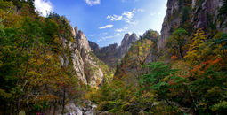 Seoraksan National Park, South Korea, InsideAsia Tours, national parks in South Korea