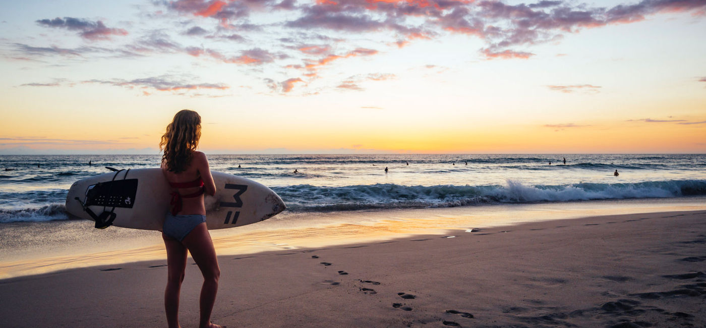 Image: Surfing in Costa Rica (Photo via Hans Brunk)