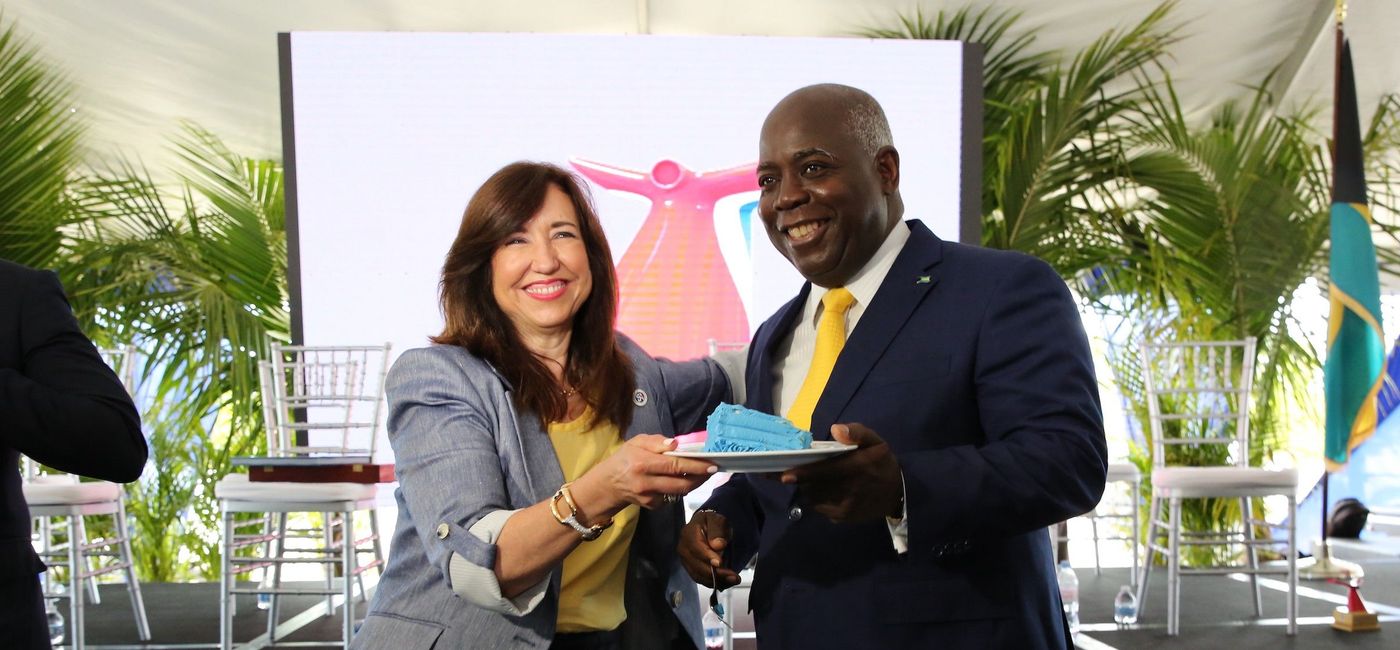 Image: Christine Duffy, President Carnival Cruise Line and Bahamas Prime Minister The Honourable Philip Davis. (Carnival Corporation)