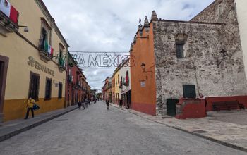 Viva Mexico, San Miguel de Allende, Mexico, street