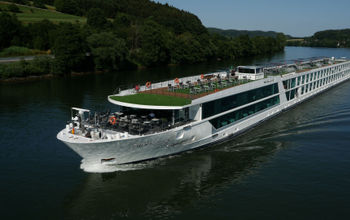 Emerald Waterways' Star-Ship Emerald Sun