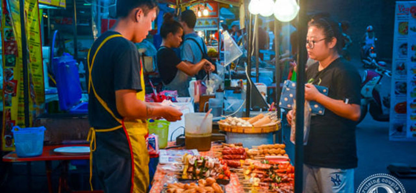 Image: Eating in Thailand (A Cruising Couple)