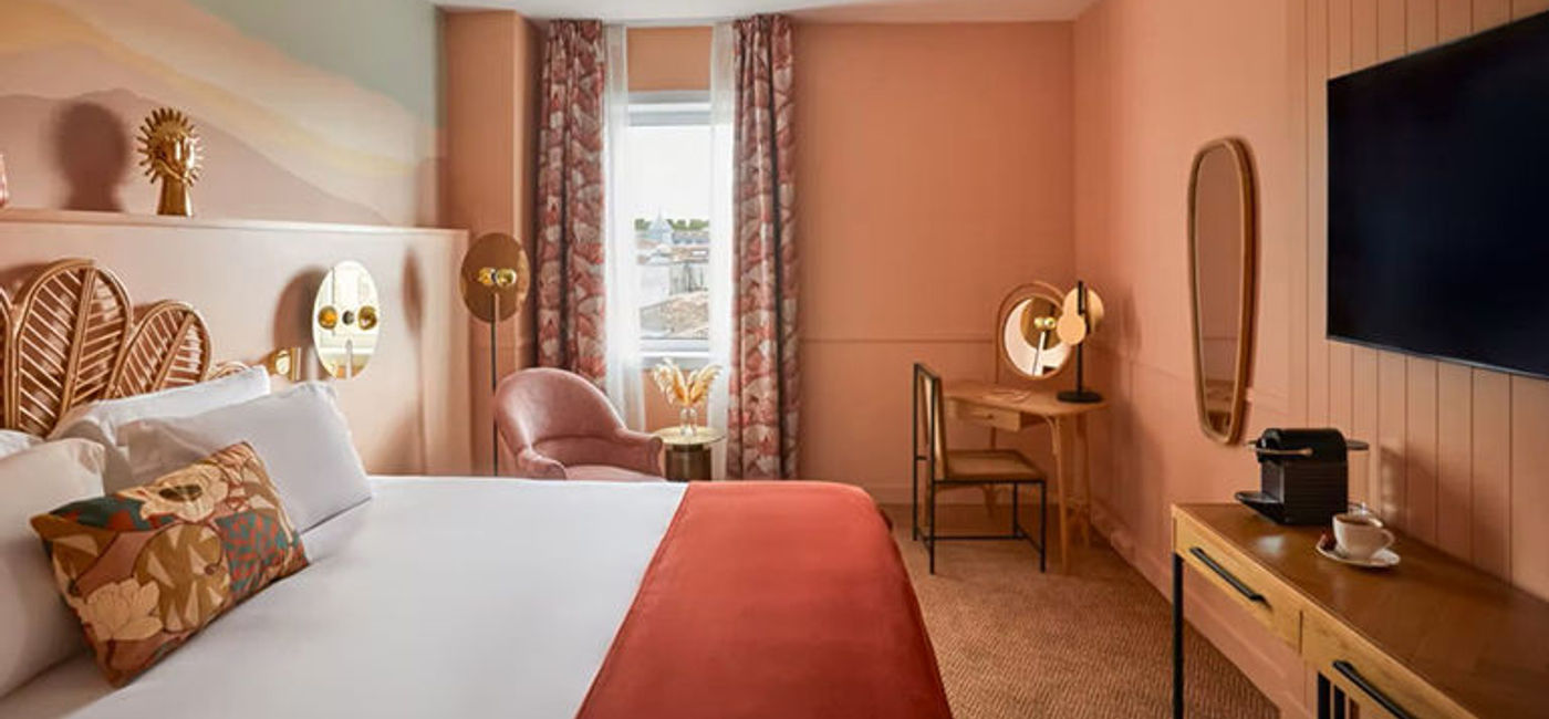 Image: Hotel Indigo Bordeaux. (Photo Credit: IHG Hotels & Resorts)