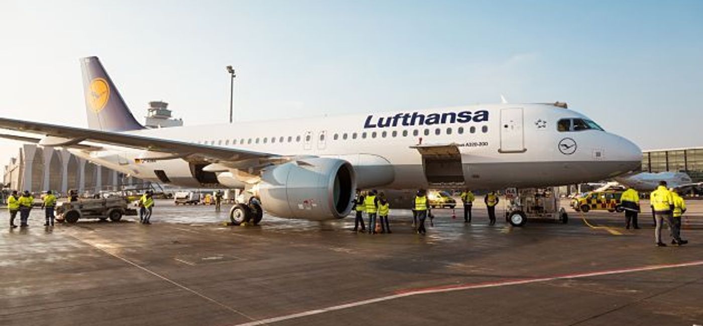 Image: PHOTO: A Lufthansa Airbus A320neo on the tarmac. (photo courtesy of Lufthansa)