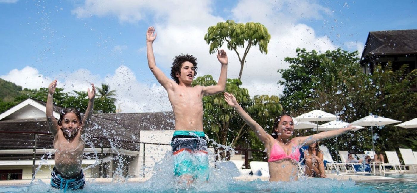 Image: FOTO: Ni?os disfrutando la alberca en el resort. (Foto de Marigot Bay Resort & Marina)