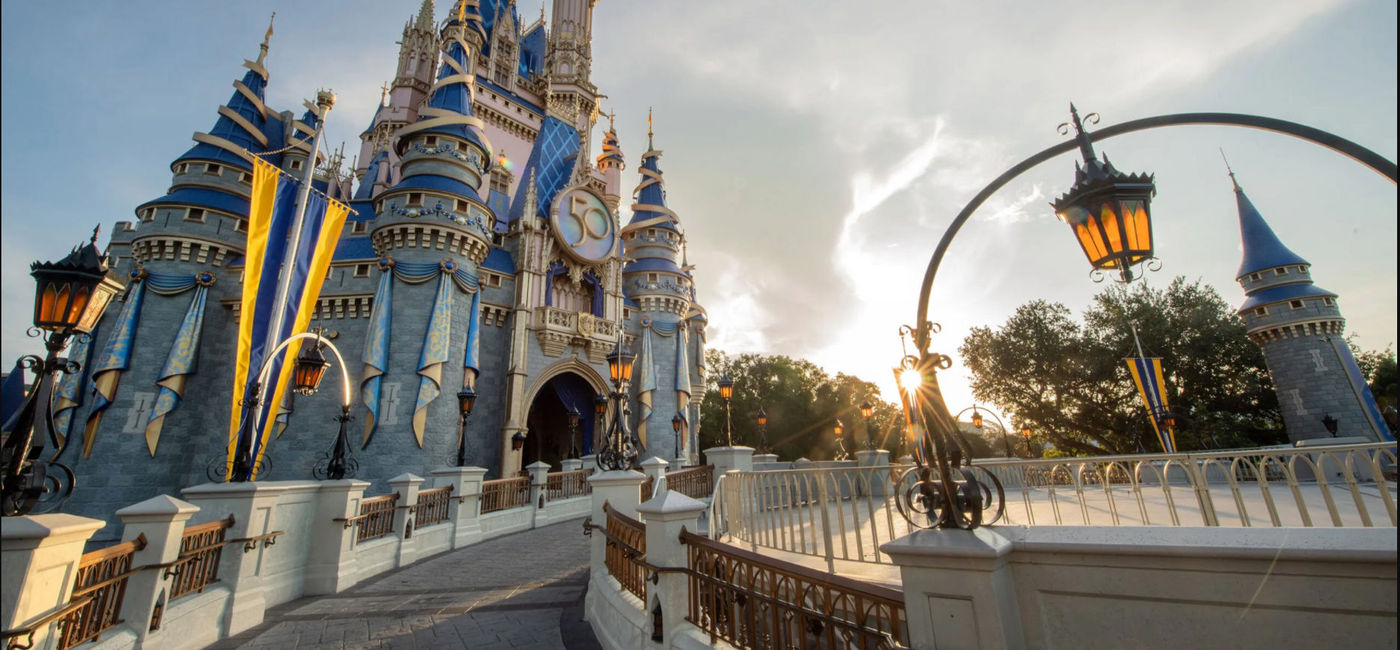 Image: Cinderella Castle 50th Anniversary Crest (Photo via Walt Disney World)