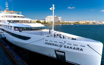 Emerald Sakara in San Juan, Puerto Rico