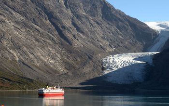 Hurtigruten Greenland