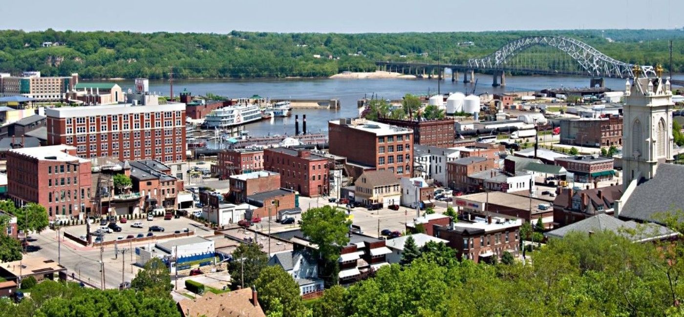 Image: PHOTO: View of Dubuque, Iowa. (Photo via SD Dirk / Flickr)