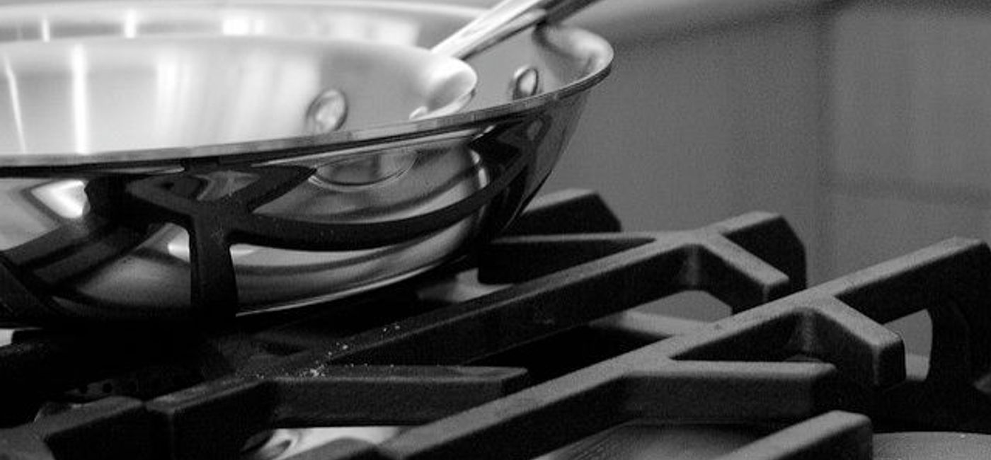 Image: PHOTO: Skillet Pan Cooking. (photo via Flickr/Sarah Sphar) 