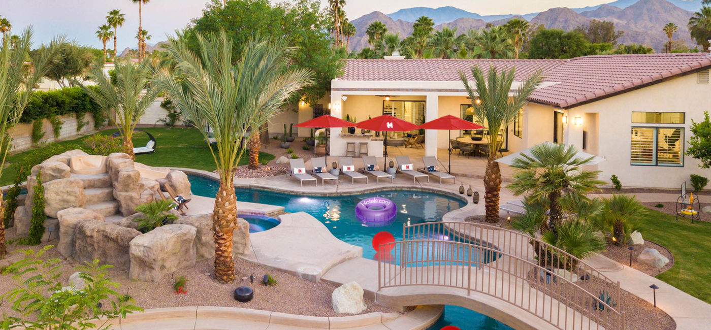 Image: Exterior of the Destination Drama Sweepstakes vacation rental (photo via Hotels.com) ((photo via Hotels.com))