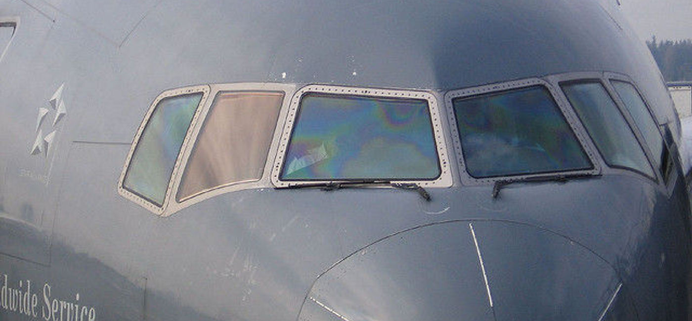 Image: PHOTO: Pilot-less flights could save the airline industry billions. (photo via Flickr/Mike Murry)